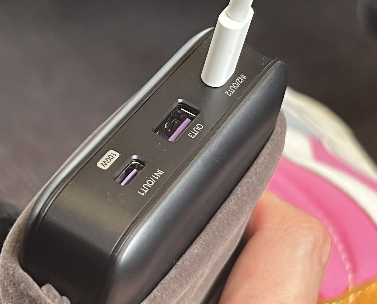 UGREEN 145w 　※購入時コメントください UGREEN 145W Power Bank モバイルバッテリー