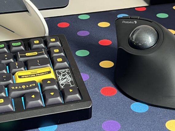 ProtoArc EM05NL Ergonomic Trackball Mouse Review